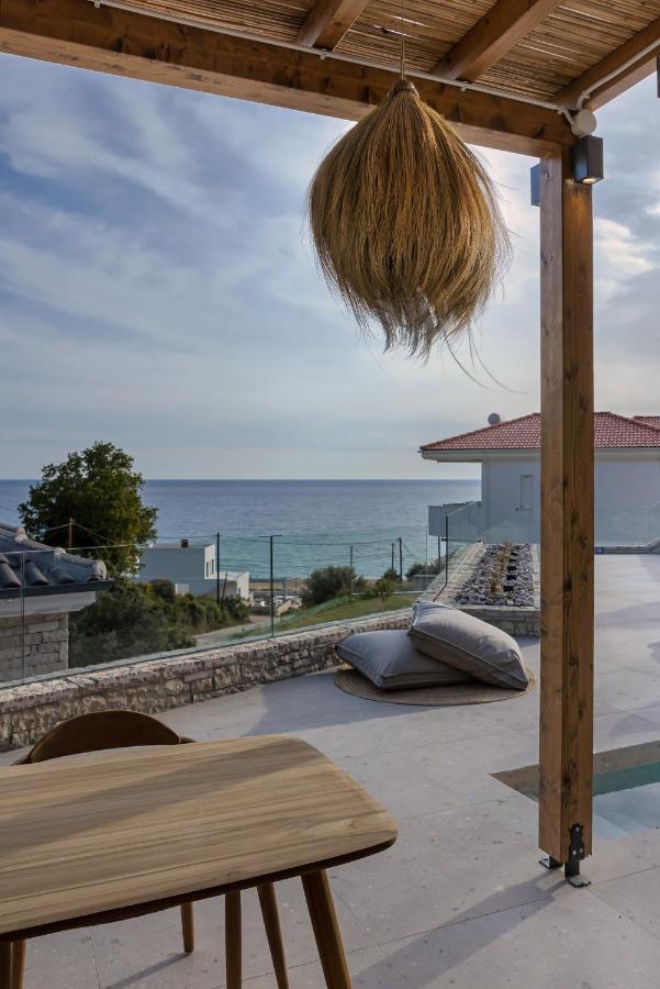 Luxury Villas Vrachos Beach - Beachfront Retreats, Private Pools Lygia  Exterior foto